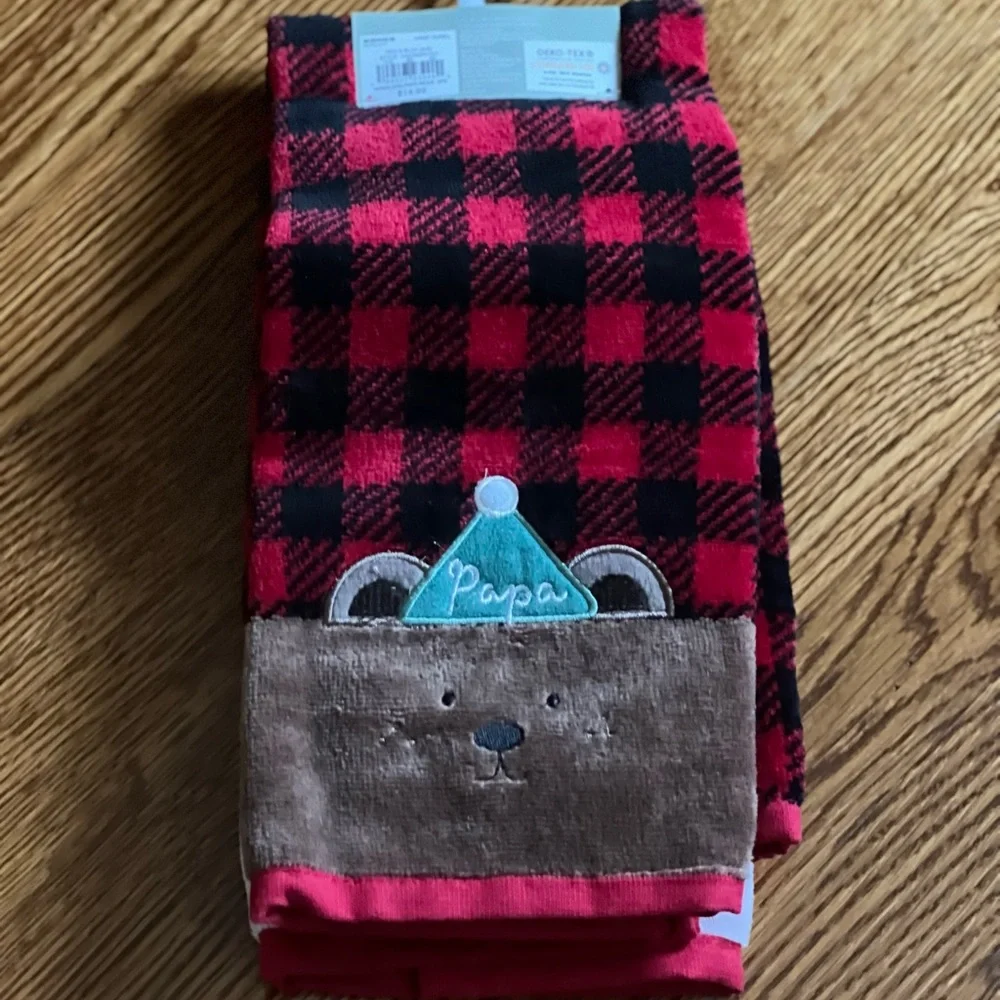 NWT St.Nicholas Square Mama Bear & Papa Bear Hand Towels